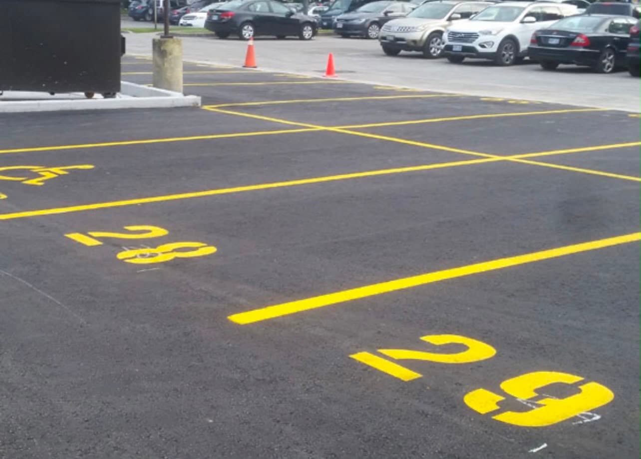 Yellow marking Lines with Numbers